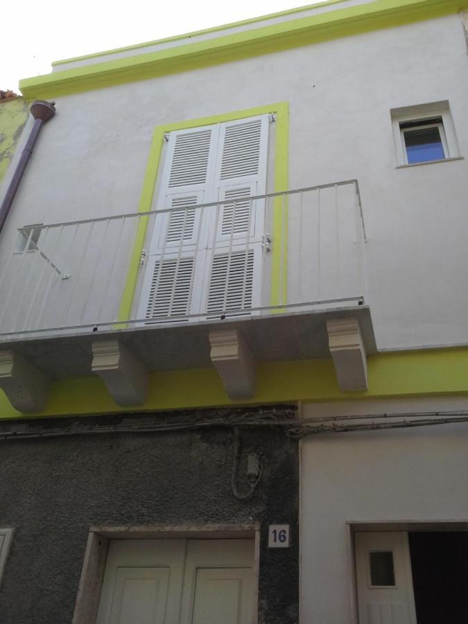 Mio & Tuyo Casa Vacanze Carloforte  Exterior photo